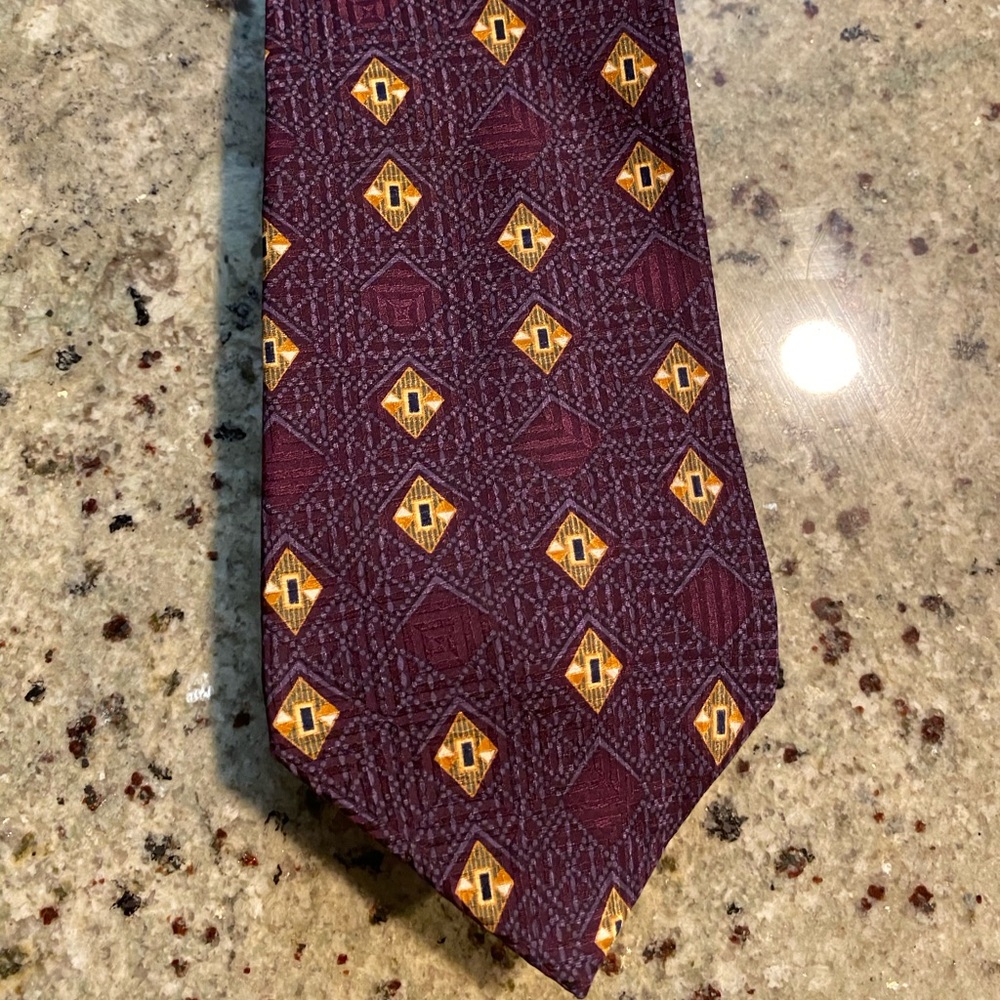Men’s tie